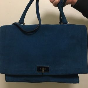 BLK FRIDAY: Authentic GIVENCHY Sharktooth bag